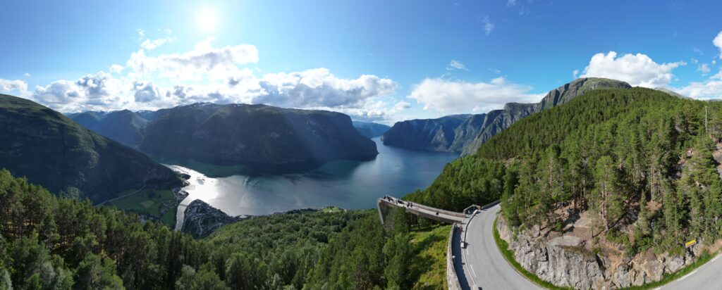 Point de vue "Stegastein" surplombant le AurlandsFjord